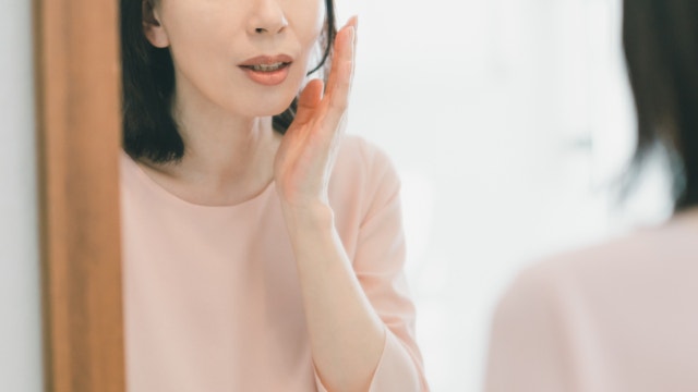 【なぜ老け見えする?】みんなが悩む“老け顔“を解説
